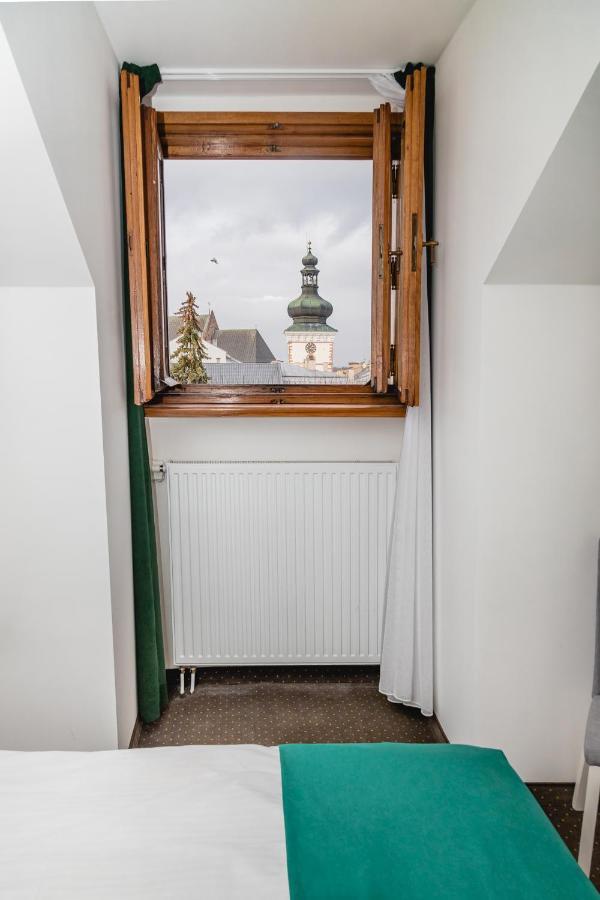 The Old Townhouse Aparthotel Krosno Exterior photo
